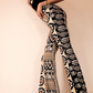 Pantaloni Frisco Indonesia